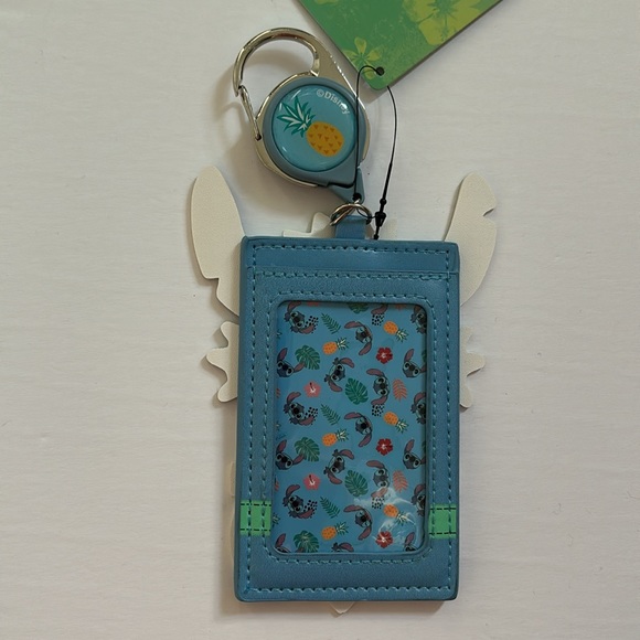Disney Lilo & Stitch Hula Retractable Badge Reel & Cardholder - Picture 2 of 3
